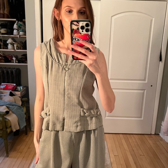 Vintage Short and Vest Set - Picture 4 of 10